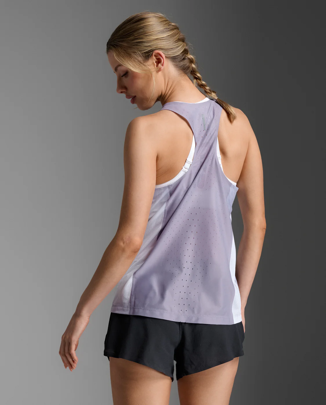 2XU Women Light Speed React Singlet - Glass Gradient Lilac / Silver RF - Image 2