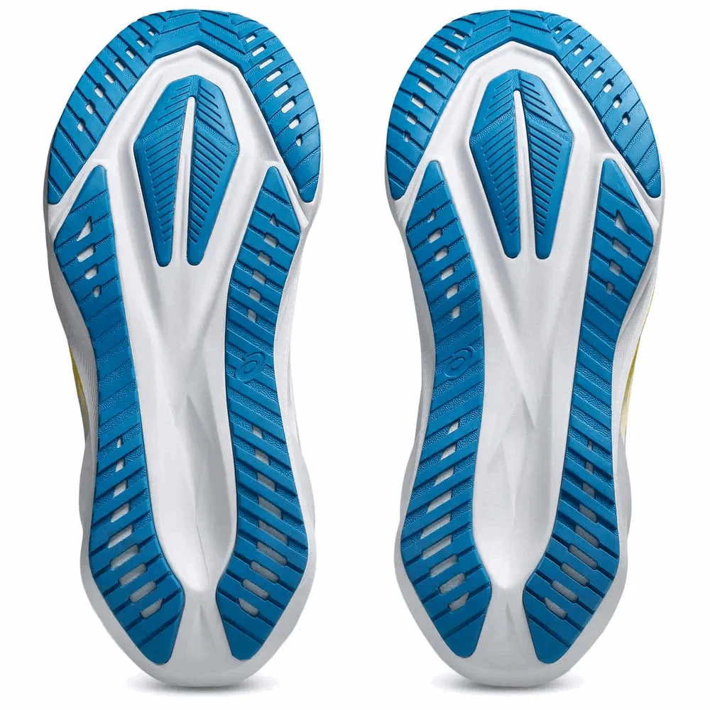 ASICS Men Novablast 5 Wide - Gravel / White - Image 7