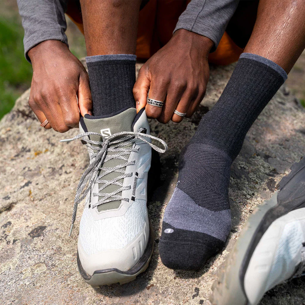 Feetures Trail Max Cushion Mini Crew - Charcoal - Image 2
