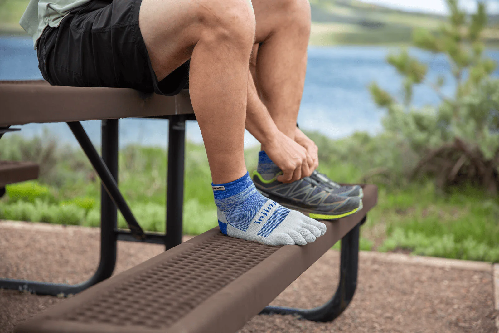 Injinji Trail Midweight Mini-Crew Coolmax - Neptune - Image 5