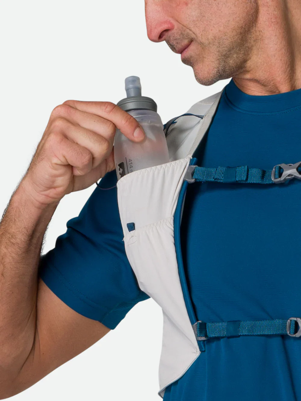 Nathan Sports Pinnacle Featherlite 1.5L Hydration Vest - Vapor Grey - Image 4