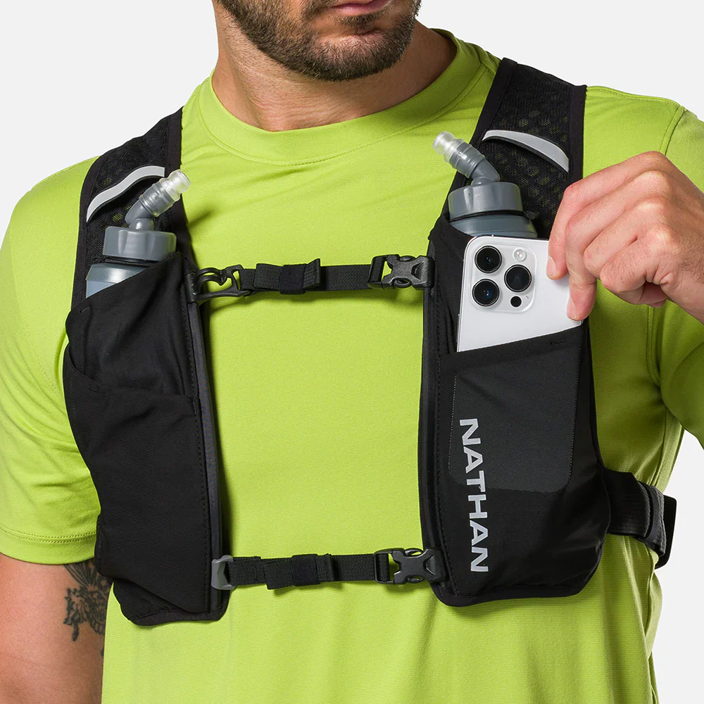 Nathan Sports Quick Start 3.0 4L Soft Flask Hydration Pack - Black / Reflective Silver - Image 3