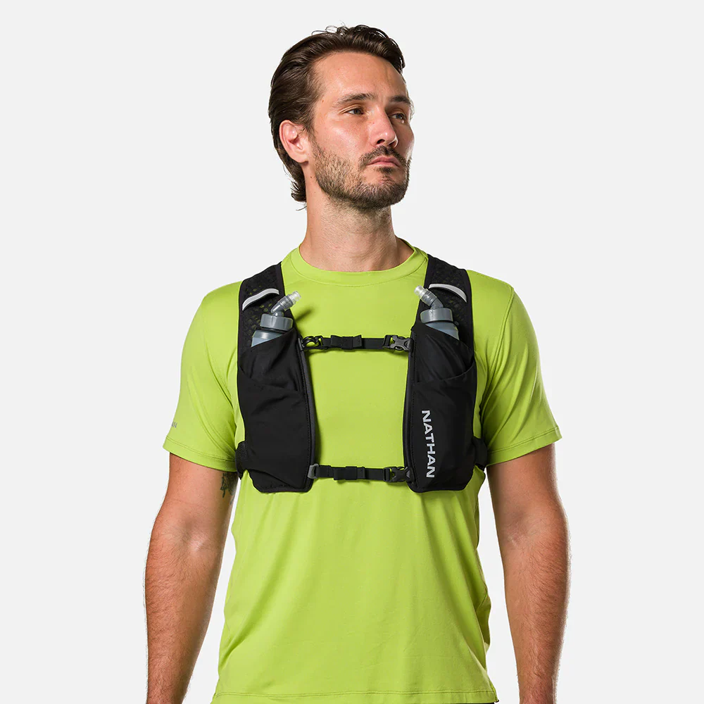 Nathan Sports Quick Start 3.0 4L Soft Flask Hydration Pack - Black / Reflective Silver - Image 7