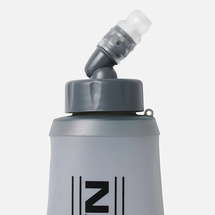 Nathan Sports Quick Start 3.0 4L Soft Flask Hydration Pack - Black / Reflective Silver - Image 9