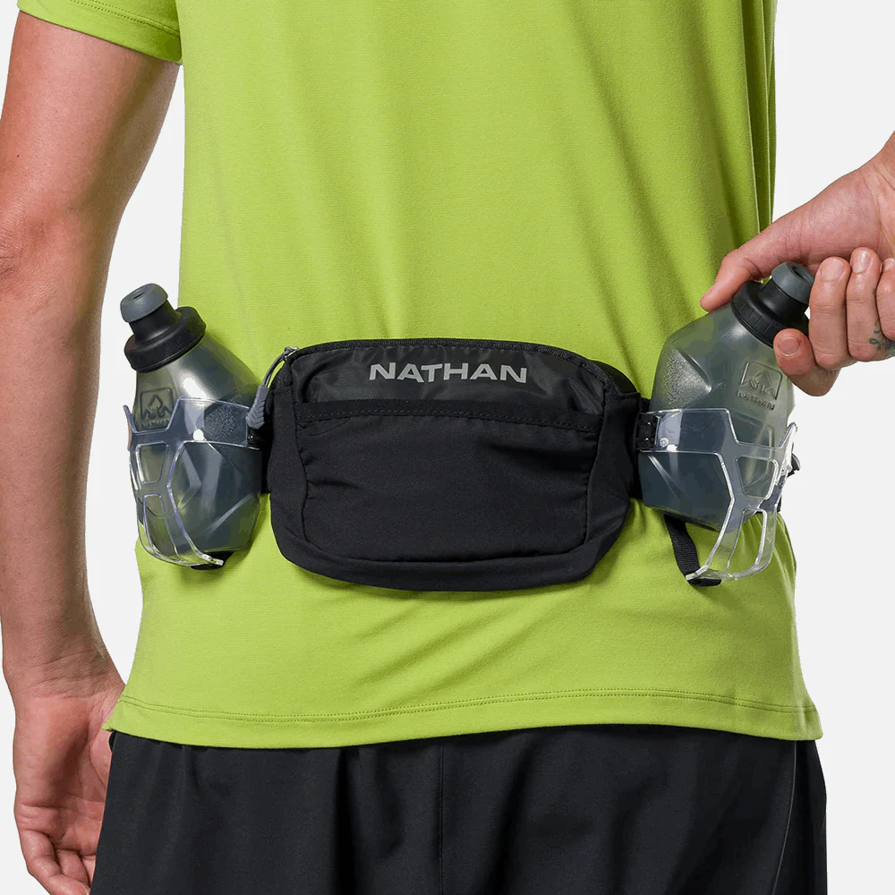 Nathan Sports Trail Mix Plus 3.0 Hydration Belt - Black / Reflective Silver - Image 3