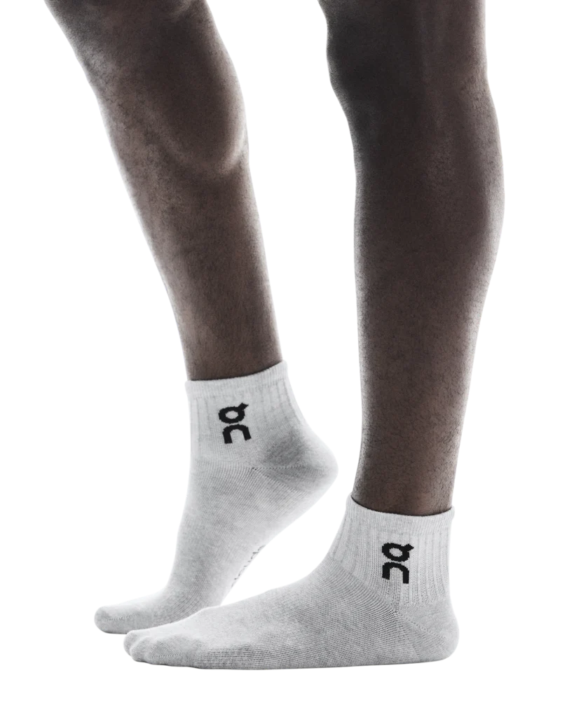 On Unisex Logo Sock Mid 3-Pack - Heather Gray - Image 2