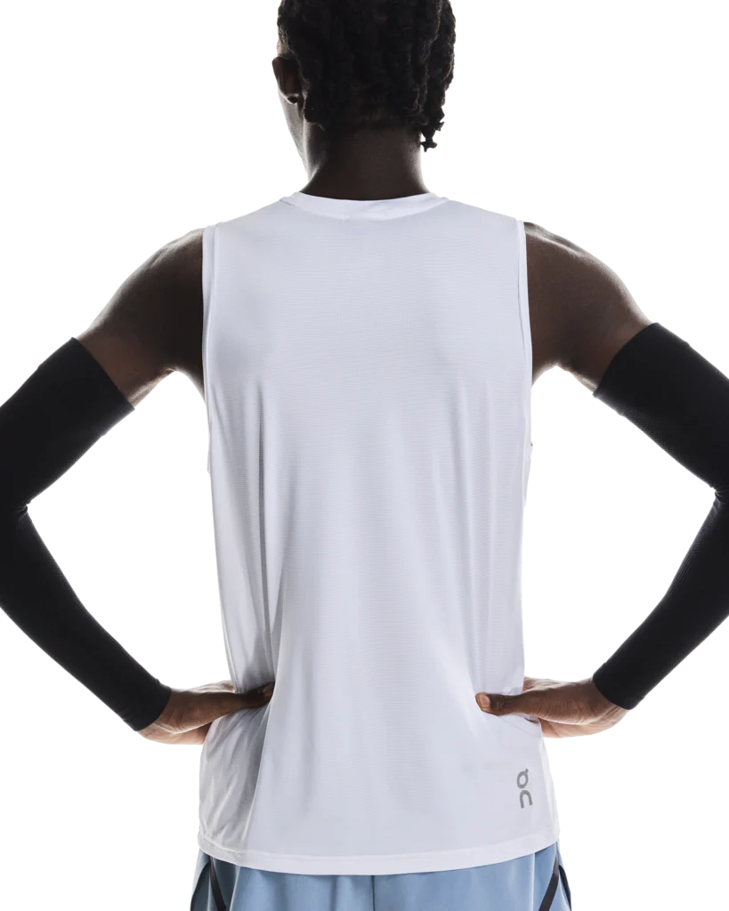 On Unisex Performance Arm Sleeves - Black / Black - Image 4