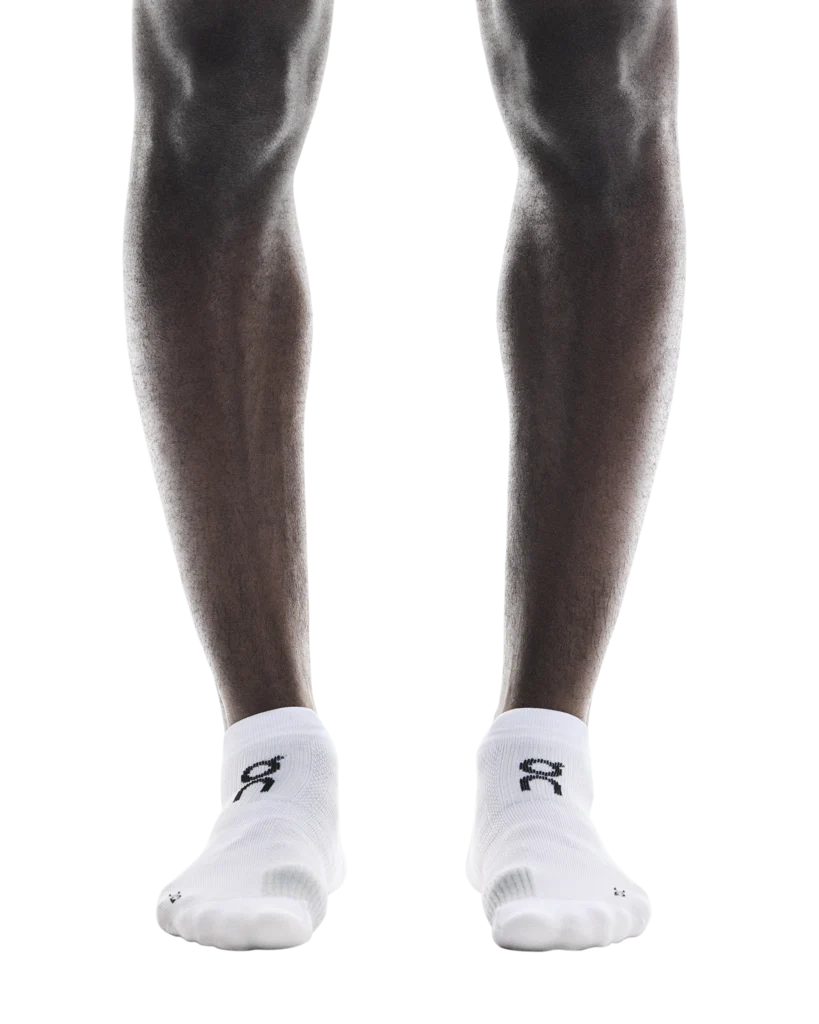 On Unisex Performance Run Sock Low - White / Glacier - Image 2