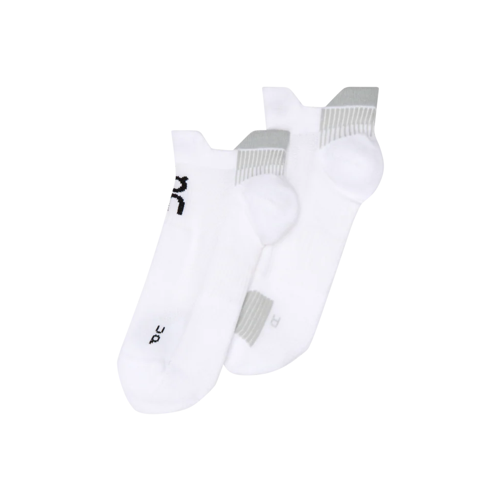 On Unisex Performance Run Sock Low - White / Glacier - Image 4