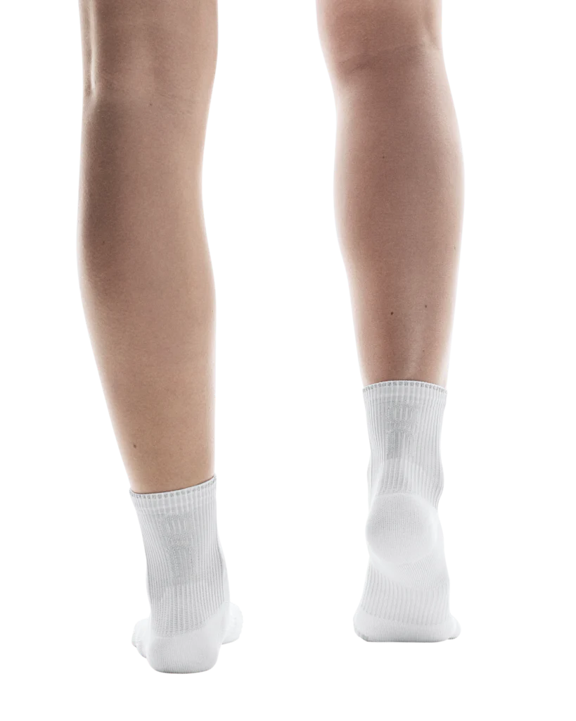 On Unisex Performance Run Sock Mid - White / Glacier - Image 4