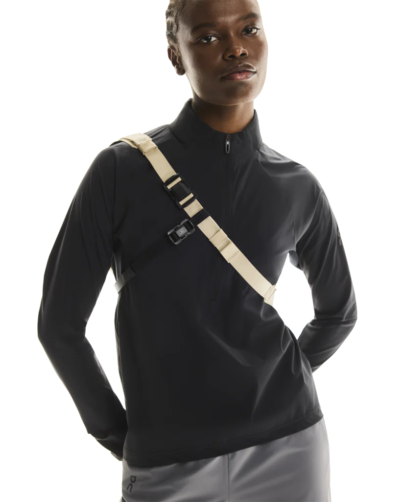 On Unisex Sling Pack 9L - Sand / Black - Image 5