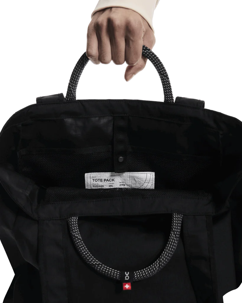 On Unisex Tote Pack 25L - Black - Image 10