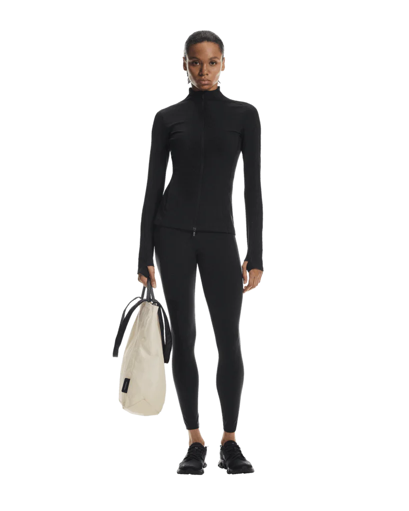 On Unisex Tote Pack 25L - Cream / Black - Image 5