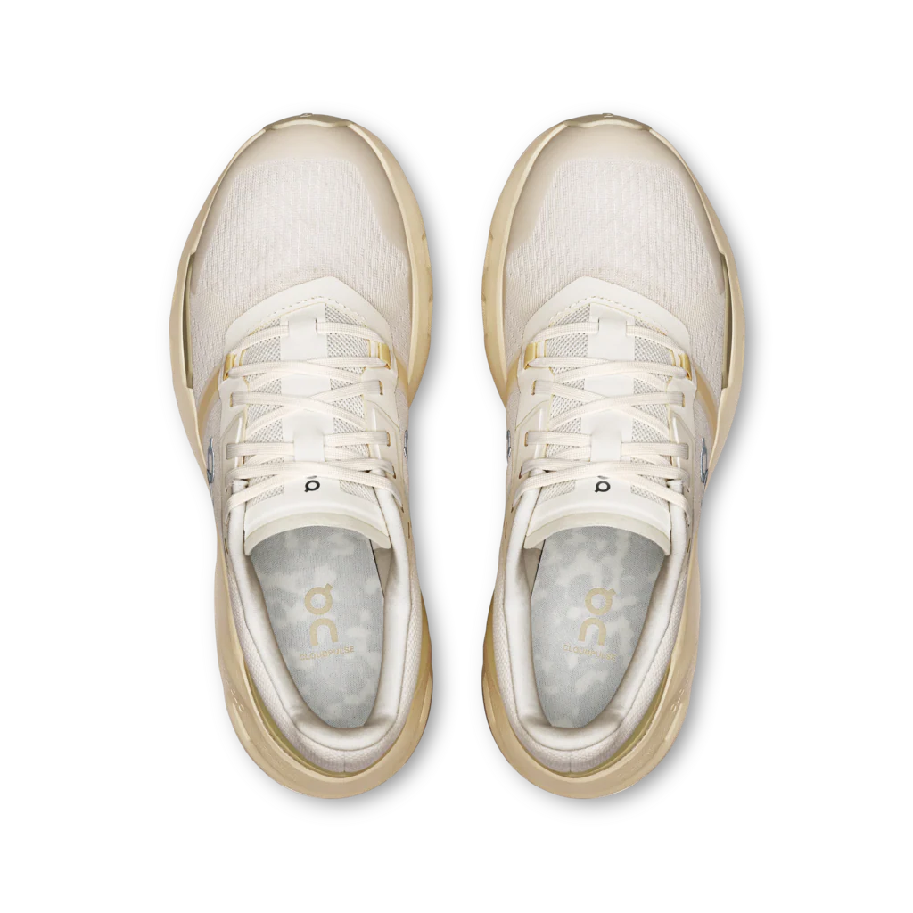 On Women Cloudpulse - Ivory / Tumeric - Image 3