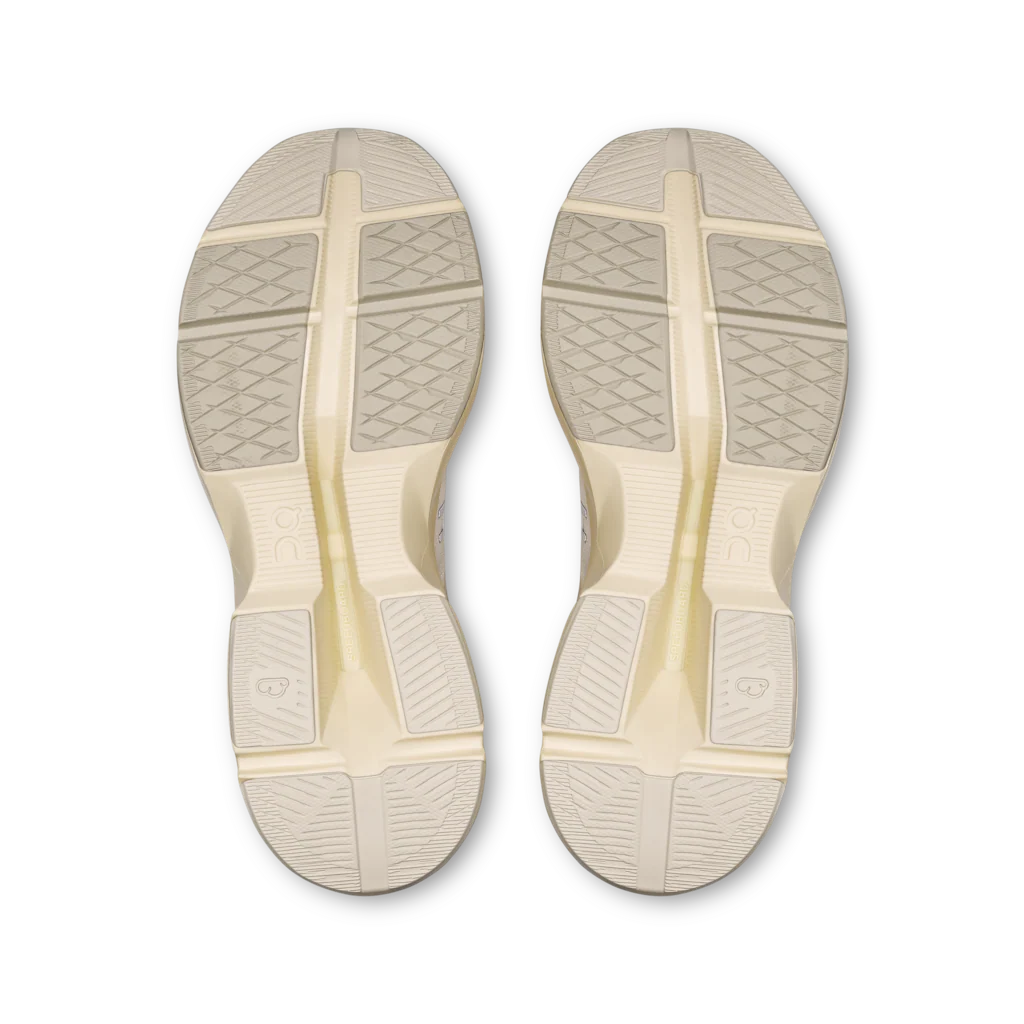 On Women Cloudpulse - Ivory / Tumeric - Image 4