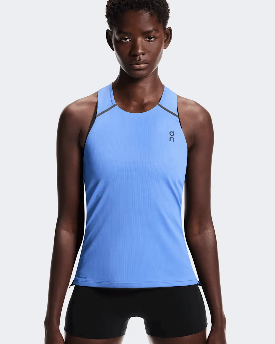 On Women Performance Tank - Sailor / Navy - Image 6