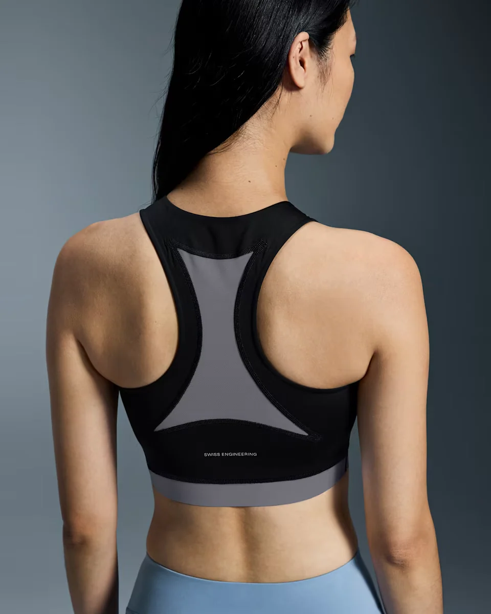 On Women Train 2-in-1 Crop - Black - Image 3