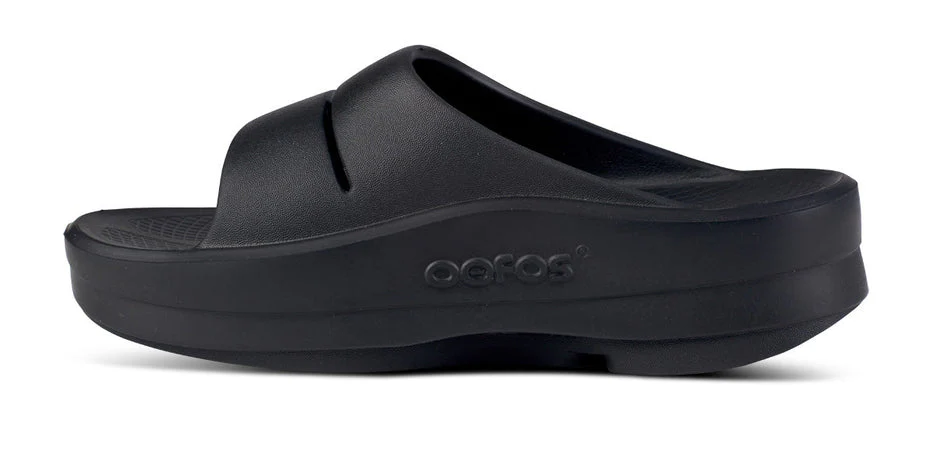 OOFOS Women OOmega OOahh Slide - Matte Black - Image 7