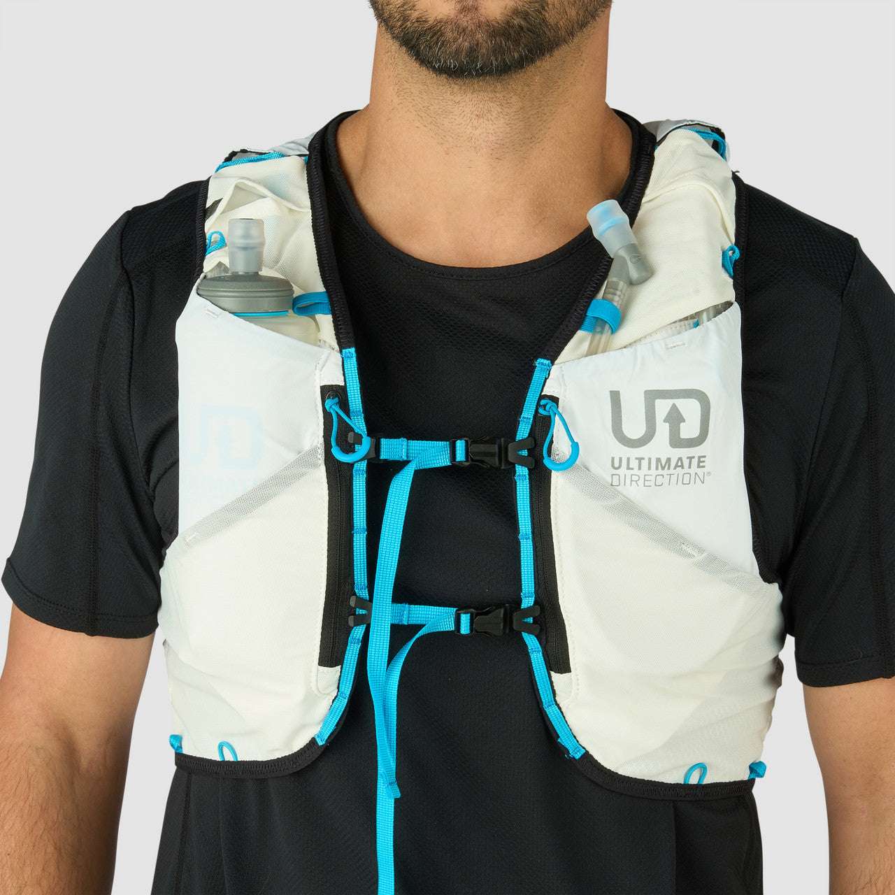 Ultimate Direction Ultra Vest 12L - Onyx - Image 11