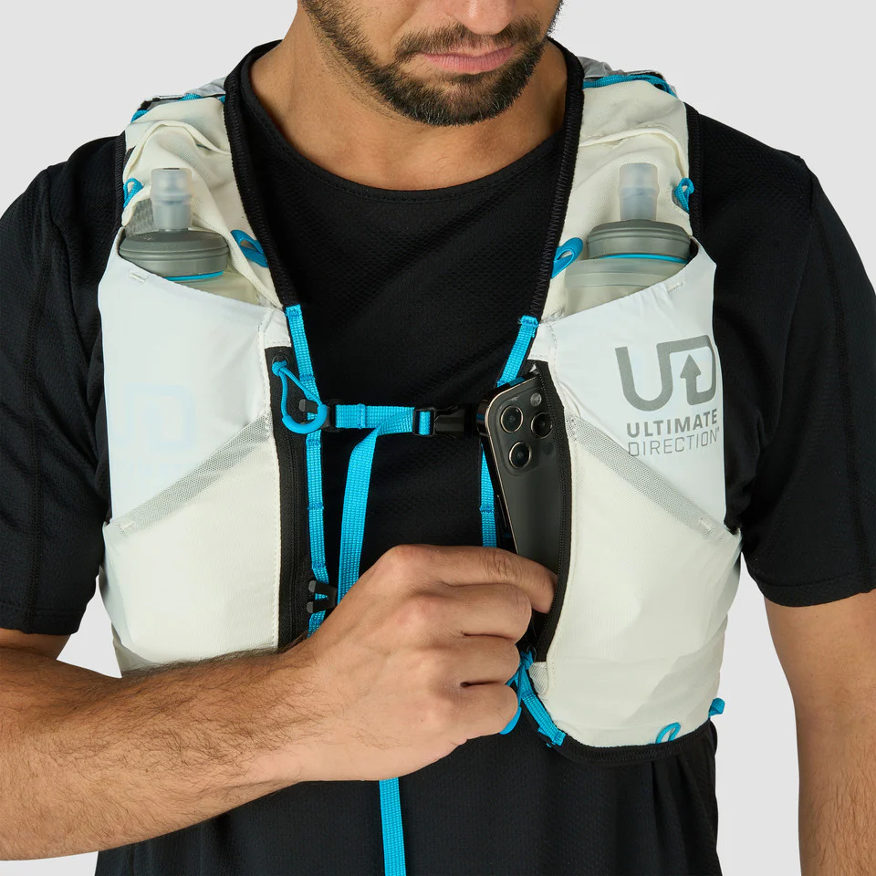 Ultimate Direction Ultra Vest 12L - Onyx - Image 12